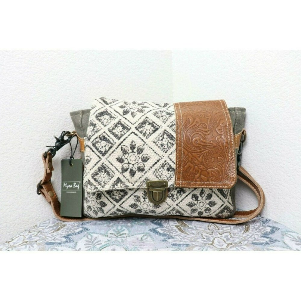 NEW Myra Bag Floral Wallet Emboldened Leather Vintage Fashion